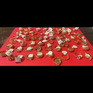 Estate bundle of jewelry, size random sizes mostly 6,7 and 8.